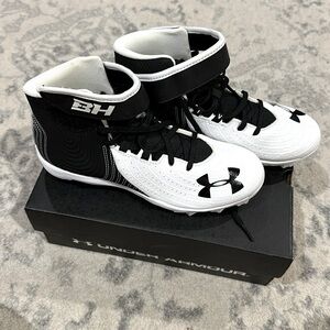 Boys Under Armour Bryce Harper Baseball Cleats Size 5.5Y